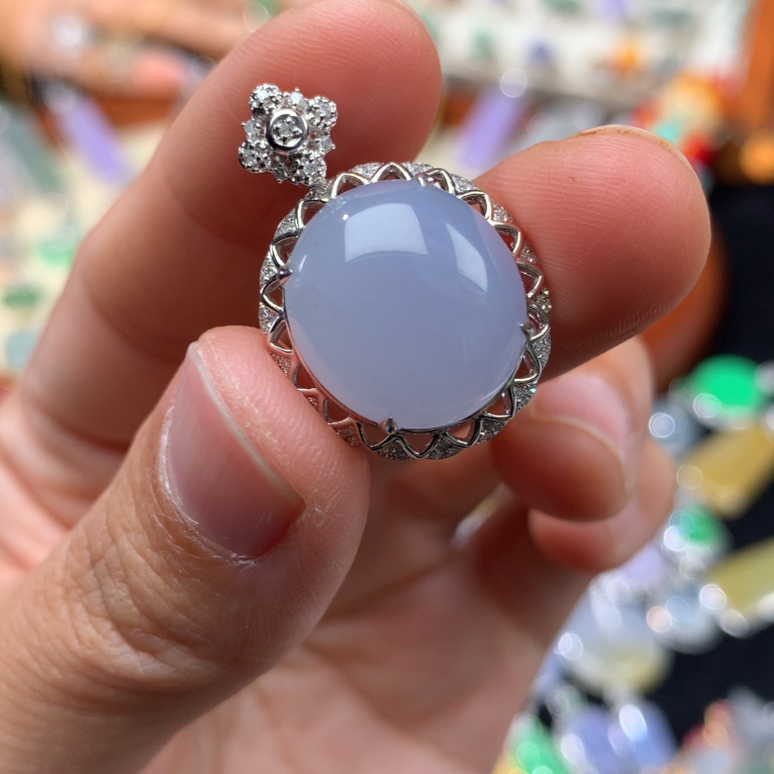 吊坠(不含链)18K金镶嵌翡翠