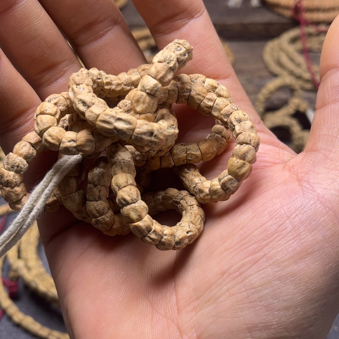 吊坠柏香籽/百香籽有色差