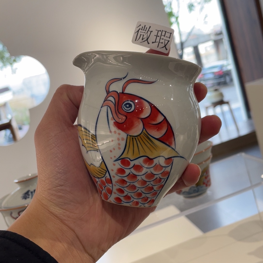 釉下手绘茶具微瑕