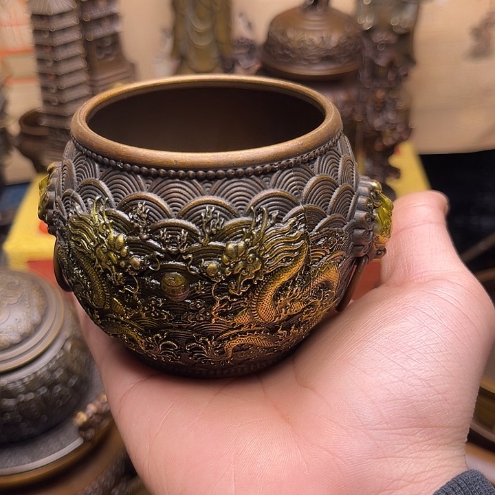 精美铜器点击下单