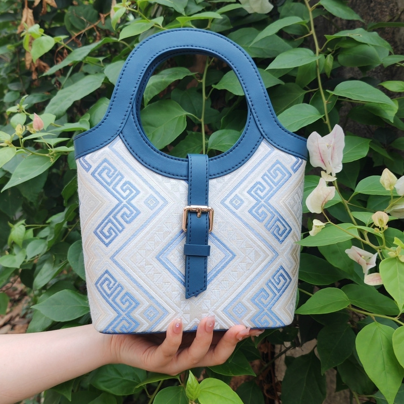 广西非遗壮锦菜篮子百搭手提包小众轻奢手拎包民族通勤清新高颜值