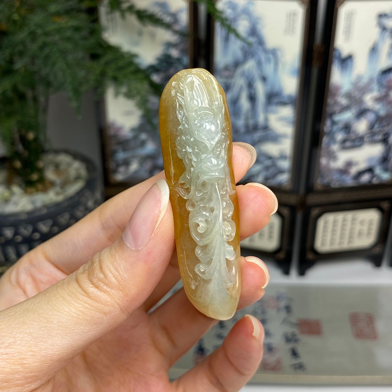 俏色红翡复古龙挂件吊坠 天然翡翠A货 