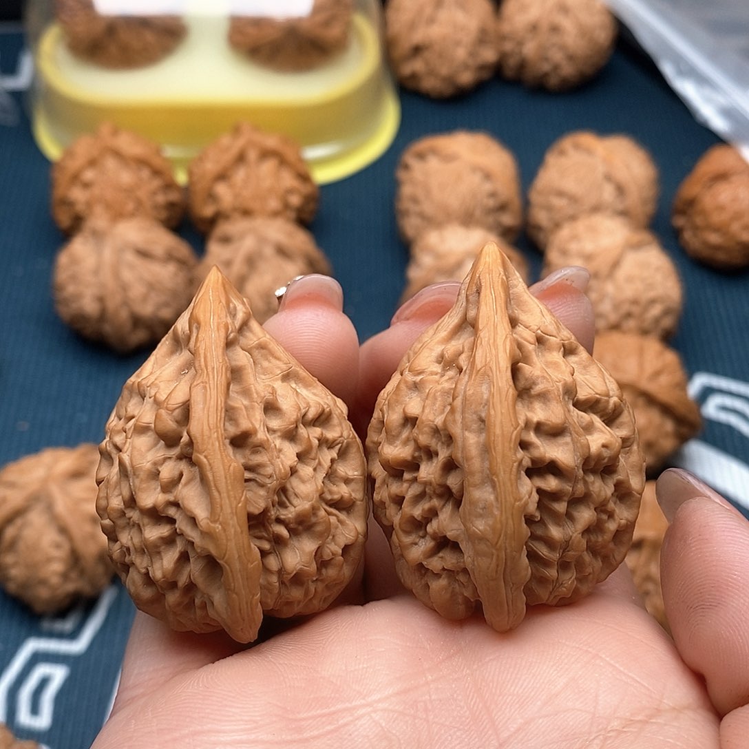 文玩核桃吊坠知**乐红婴枪46.高