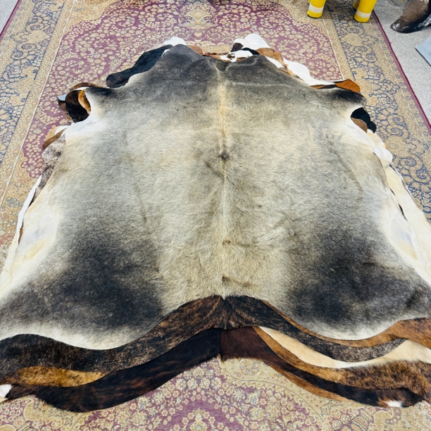 【本尼家】K529 255x230cm专拍牛皮地毯家用轻奢