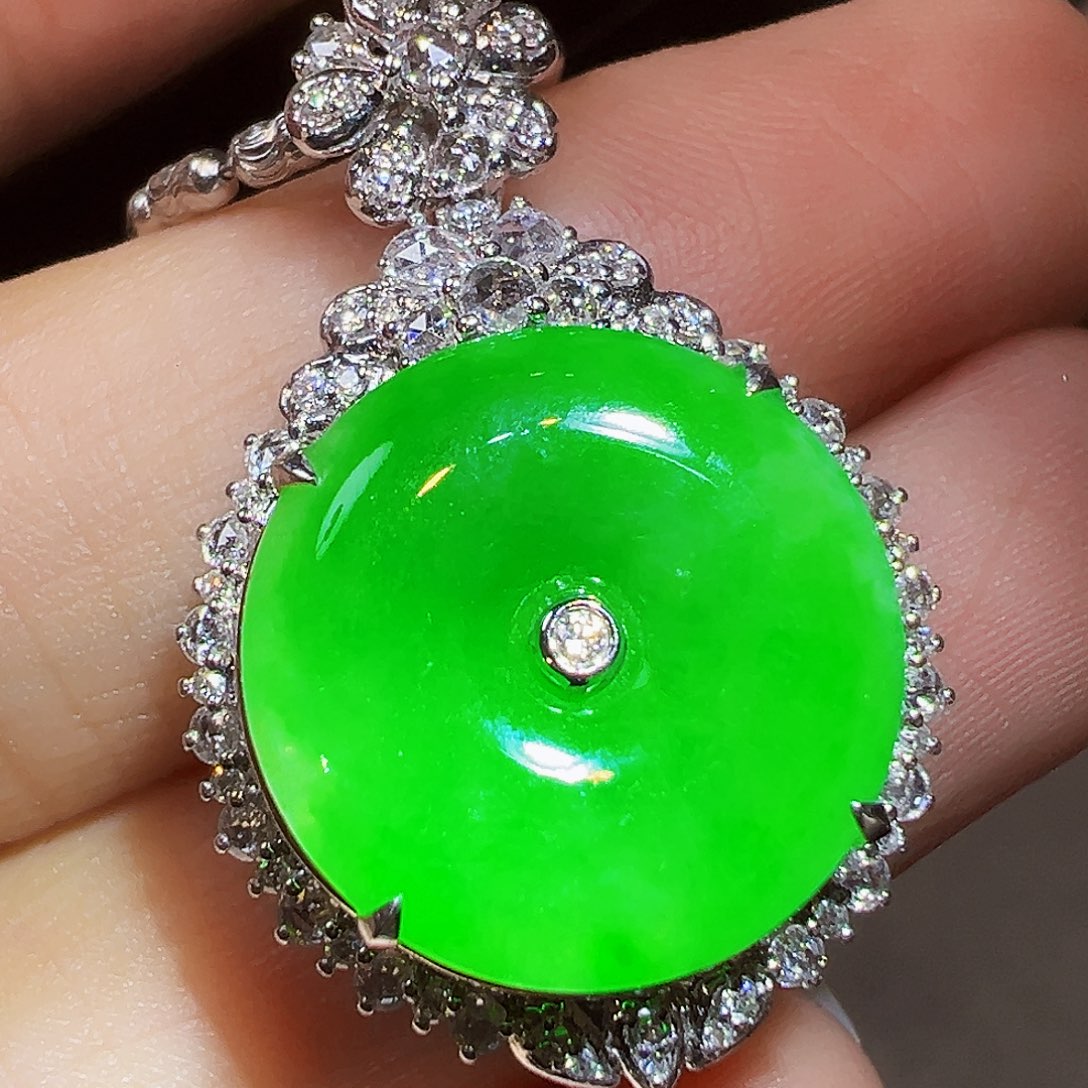 吊坠(不含链)18K金镶嵌翡翠平安扣