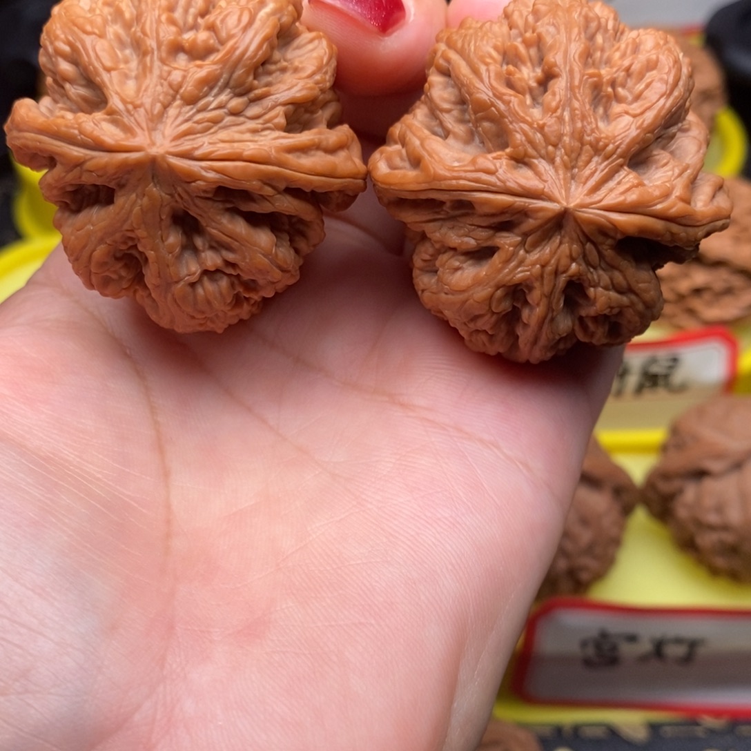 人***漫把件文玩核桃粗筋
