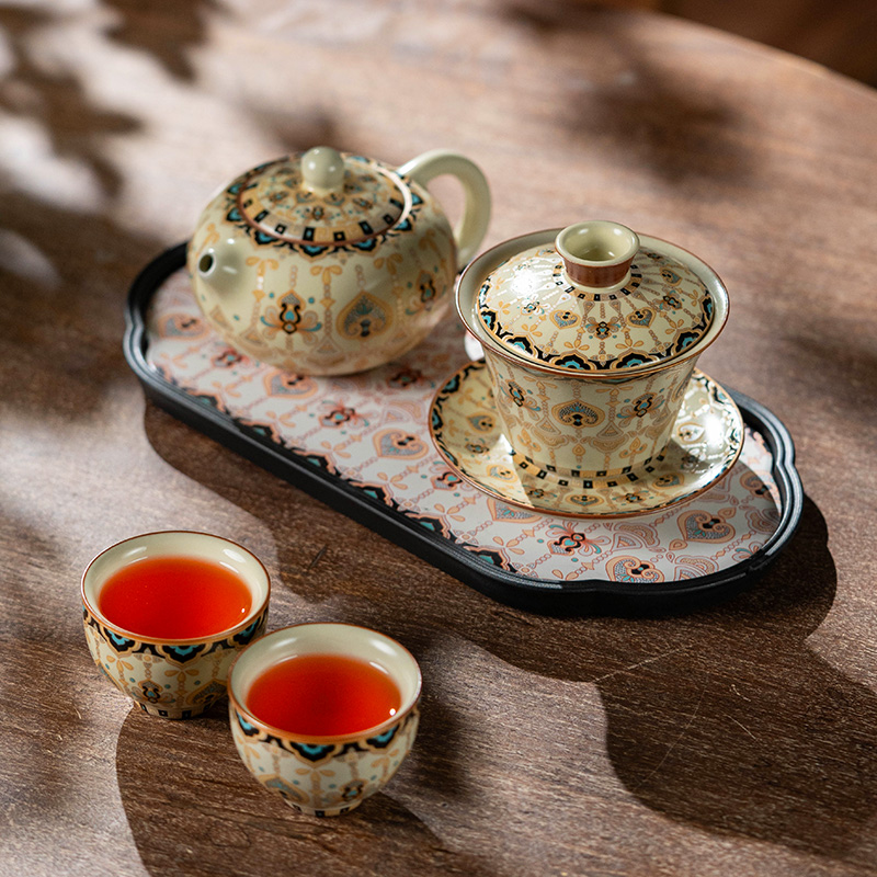 黄汝掐金银错宝象茶壶盖碗套组  MC026