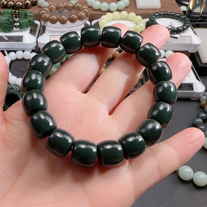 和田玉手串未镶嵌