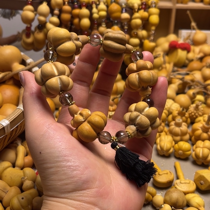 发灰瑕疵花墩手串