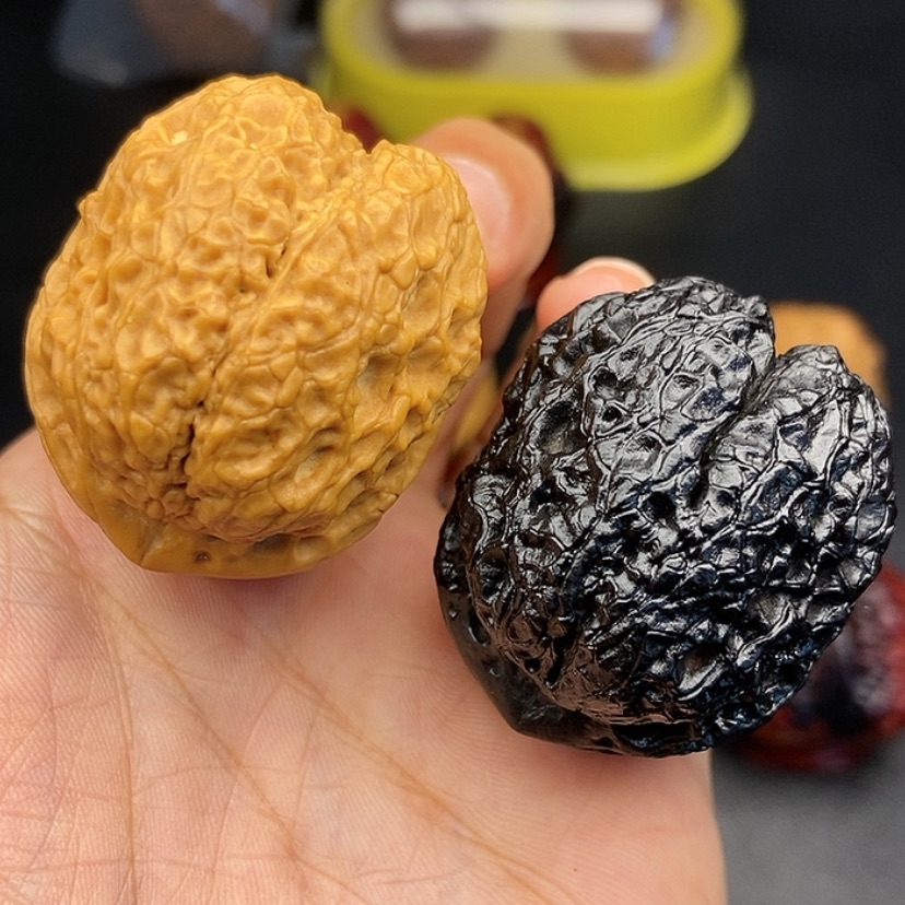 【闪购商品】把件文玩核桃41尺金蟒元宝