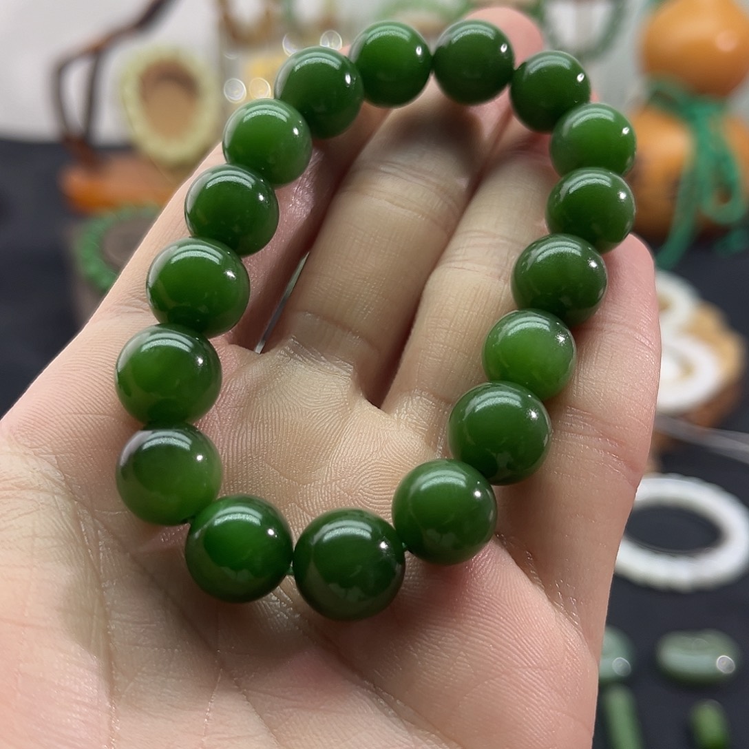 和田玉未镶嵌颈饰俄碧-阳绿手串-12mm