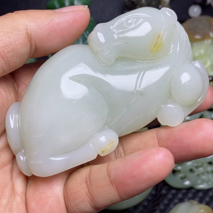 和田玉颈饰未镶嵌