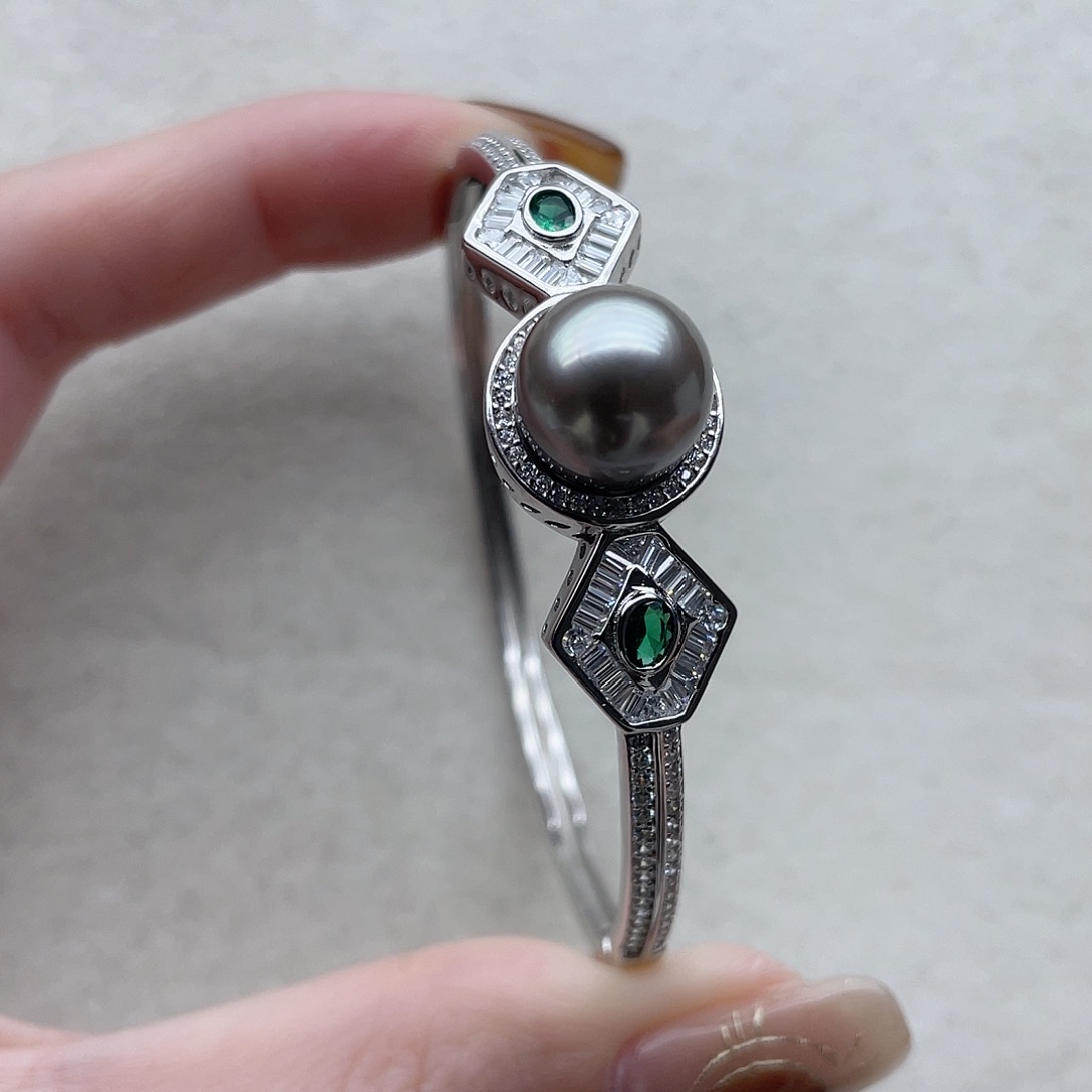 银S925镶嵌海水珍珠手镯90