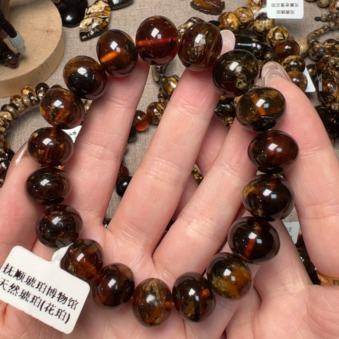 琥珀手链未镶嵌东**冬抚顺琥珀花蜡