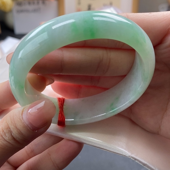 【闪购商品】翡翠手镯未镶嵌2号贵妃