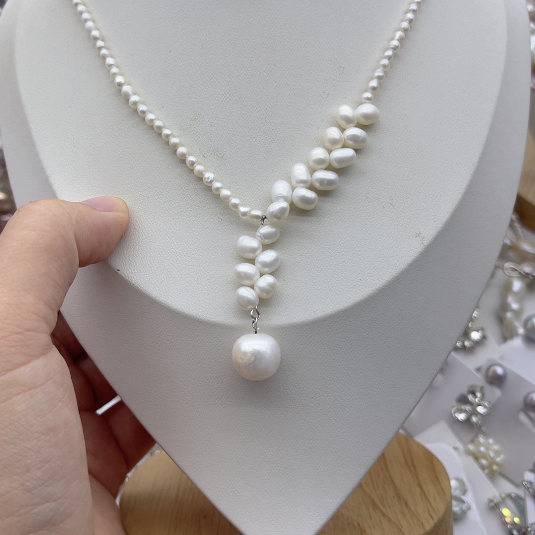 颈饰淡水珍珠未镶嵌