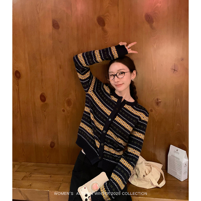 【阿珊专属】YESWOMEN费尔落日·费尔岛毛衣提花开衫XY70511B3844