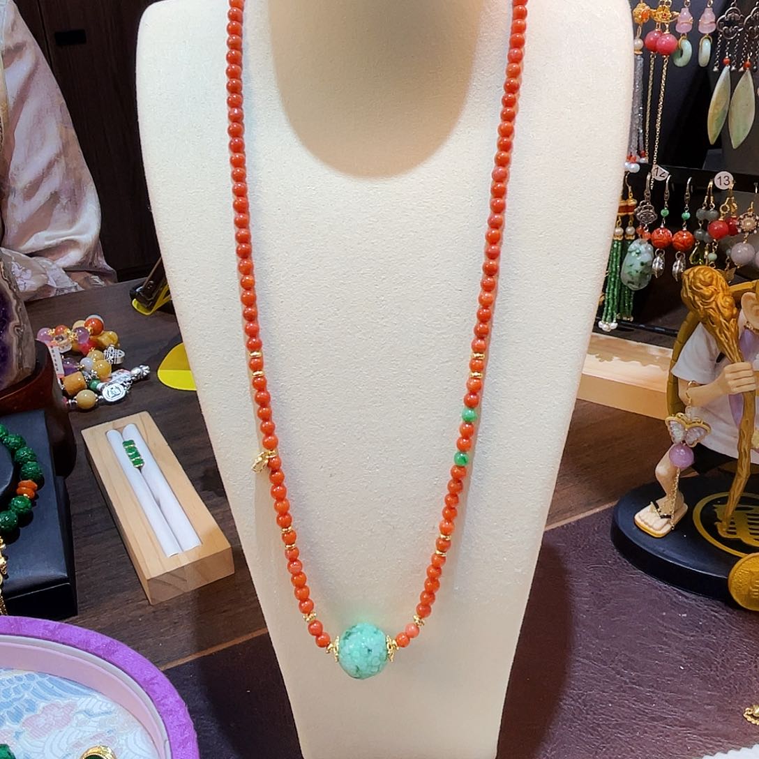 南红玛瑙颈饰未镶嵌颈饰