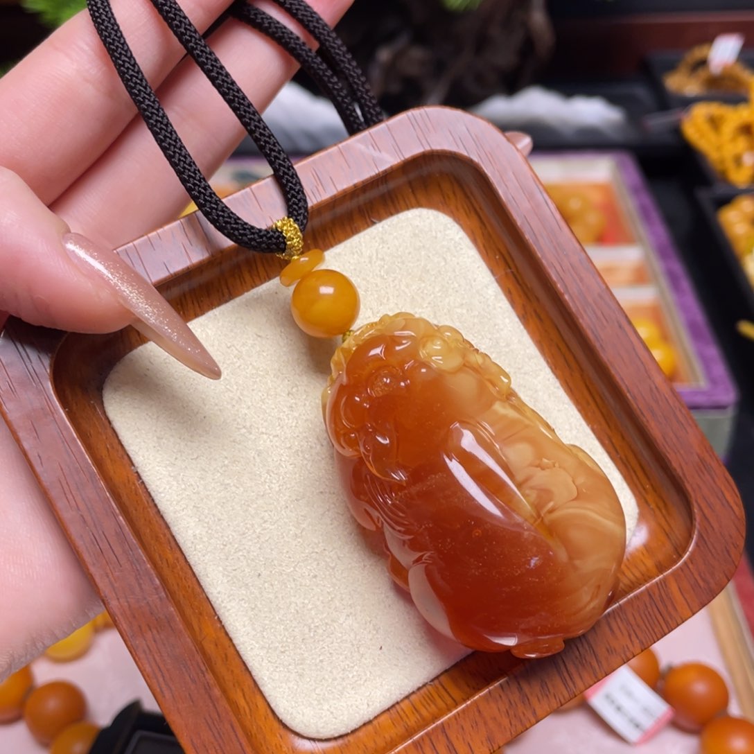 蜜蜡颈饰未镶嵌项链