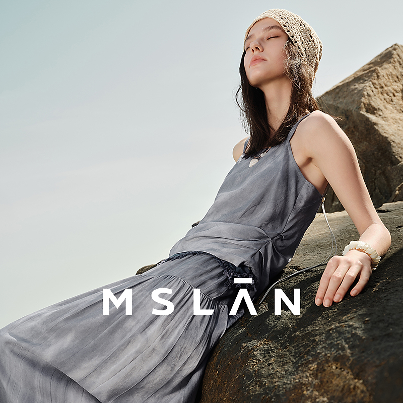 MSLAN25夏新款双肩带背心复古不规则肌理抽褶收腰吊带MHBB541