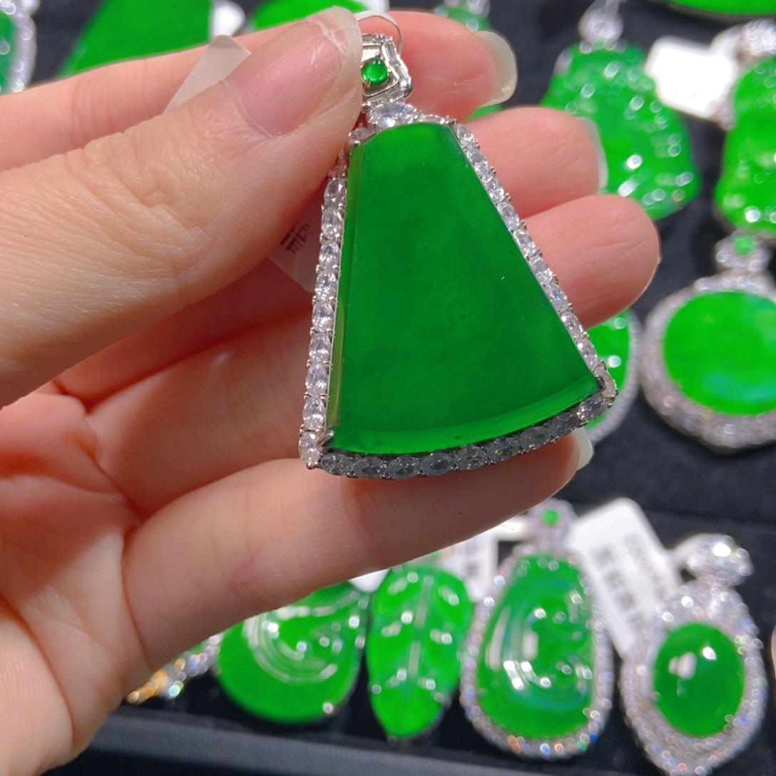 翡翠吊坠(不含链)银S925镶嵌