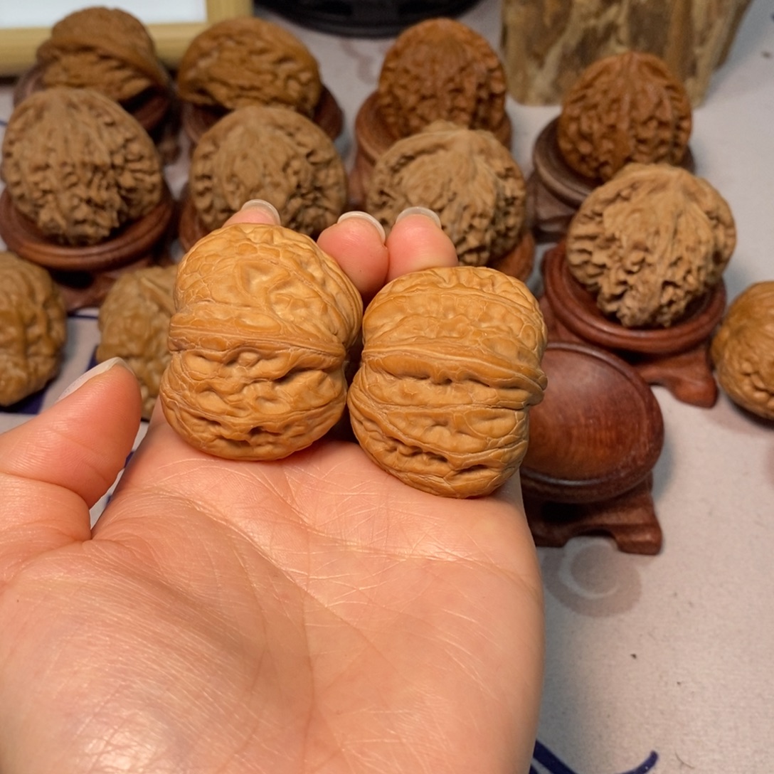 学***乎文玩核桃吊坠全品元宝