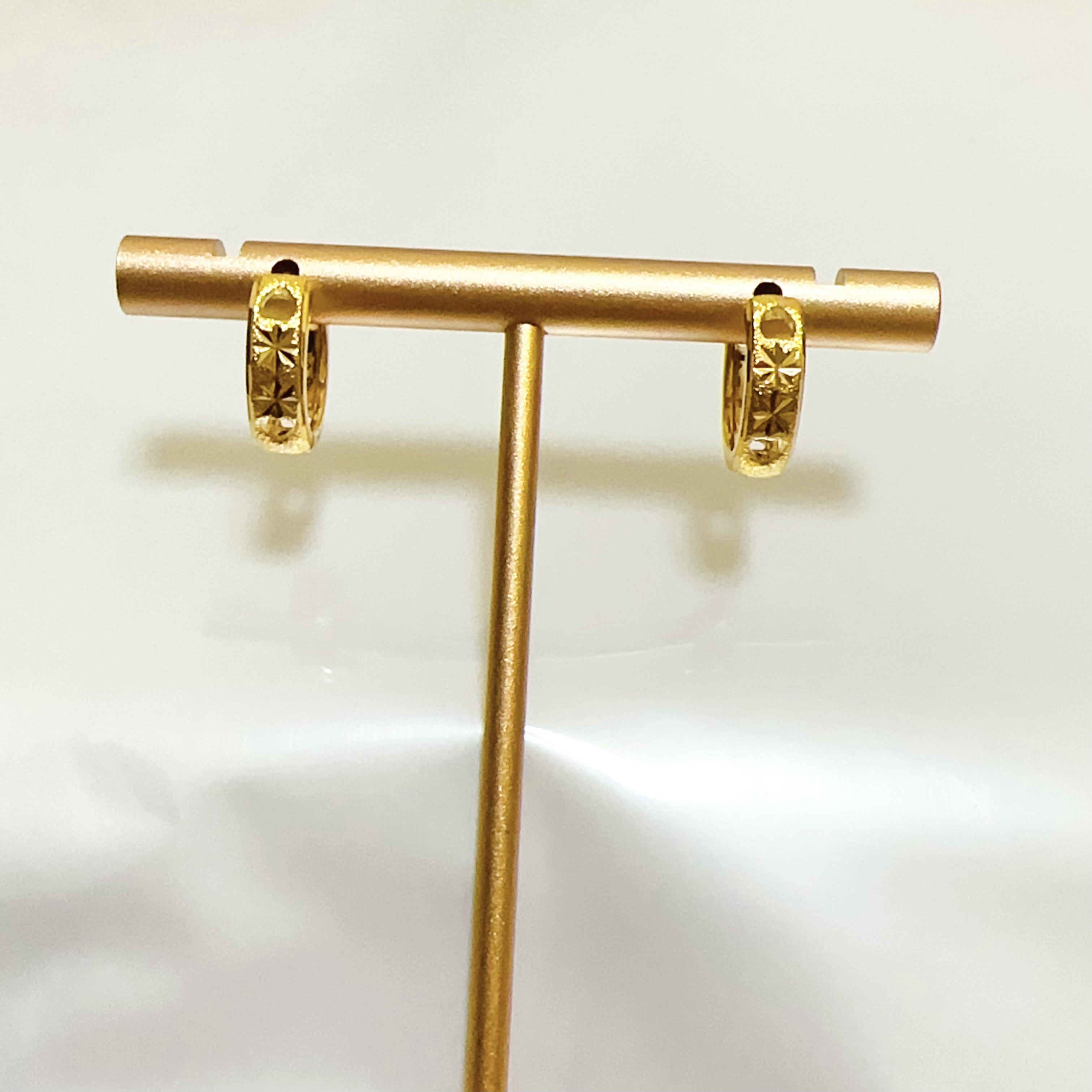 钛钢耳饰 【新款宝藏文创】满天星镂空爱心耳扣 时尚百搭小众气质