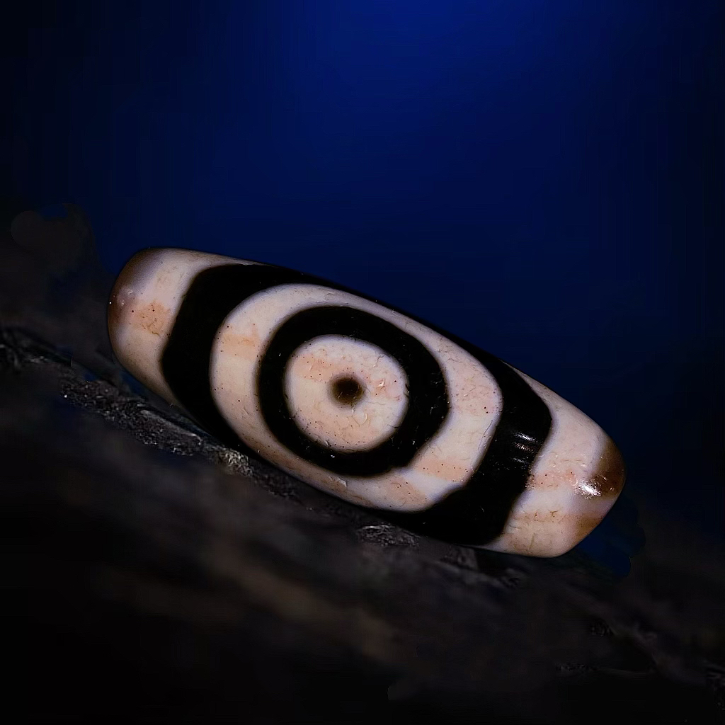 行运满砂一眼虎牙精品优质天然老玛瑙真品台湾一代西藏藏天珠吊坠