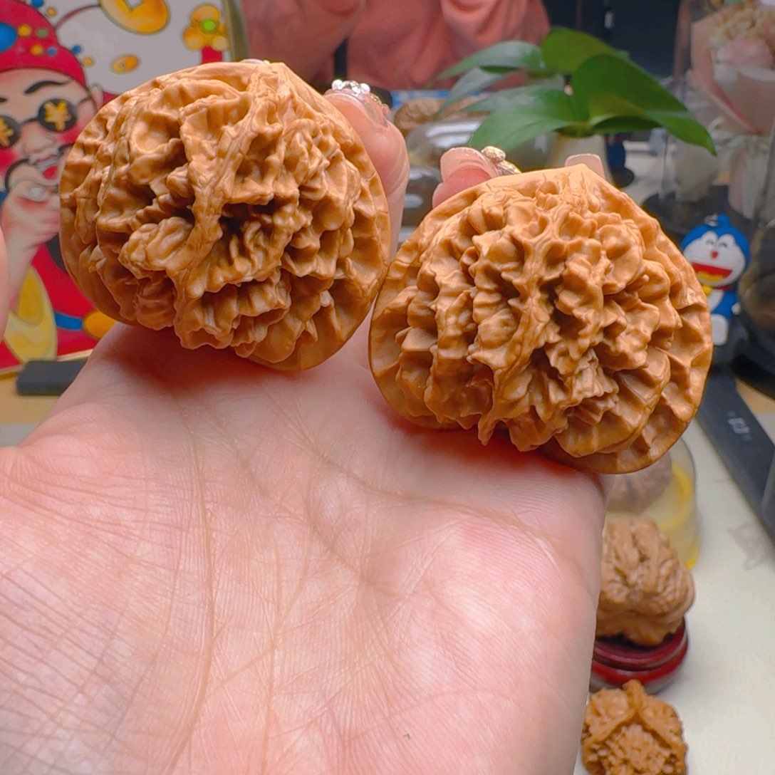 核桃把件43尺寸状元冠