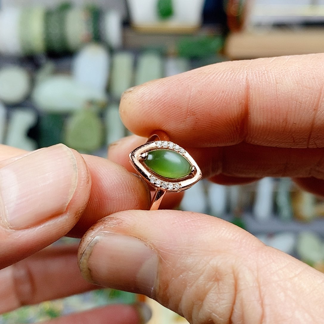 和田玉戒指银S925镶嵌