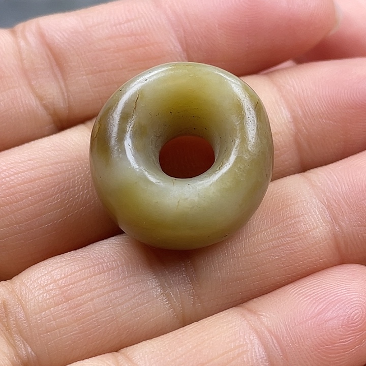 用***9和田玉（糖玉）未镶嵌颈饰