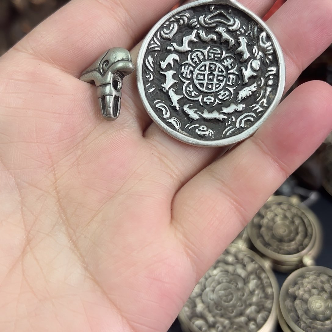 魏**期祝愿老板一路发发发