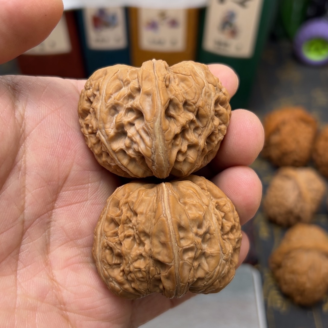 文玩核桃把件44全品平谷元宝