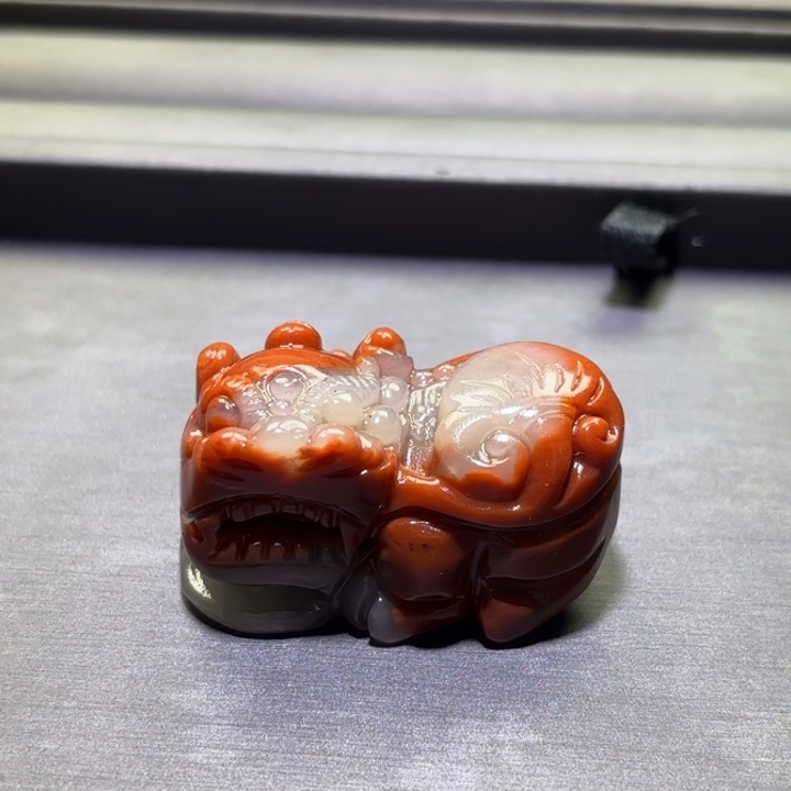 石英质玉（黄龙玉）未镶嵌颈饰