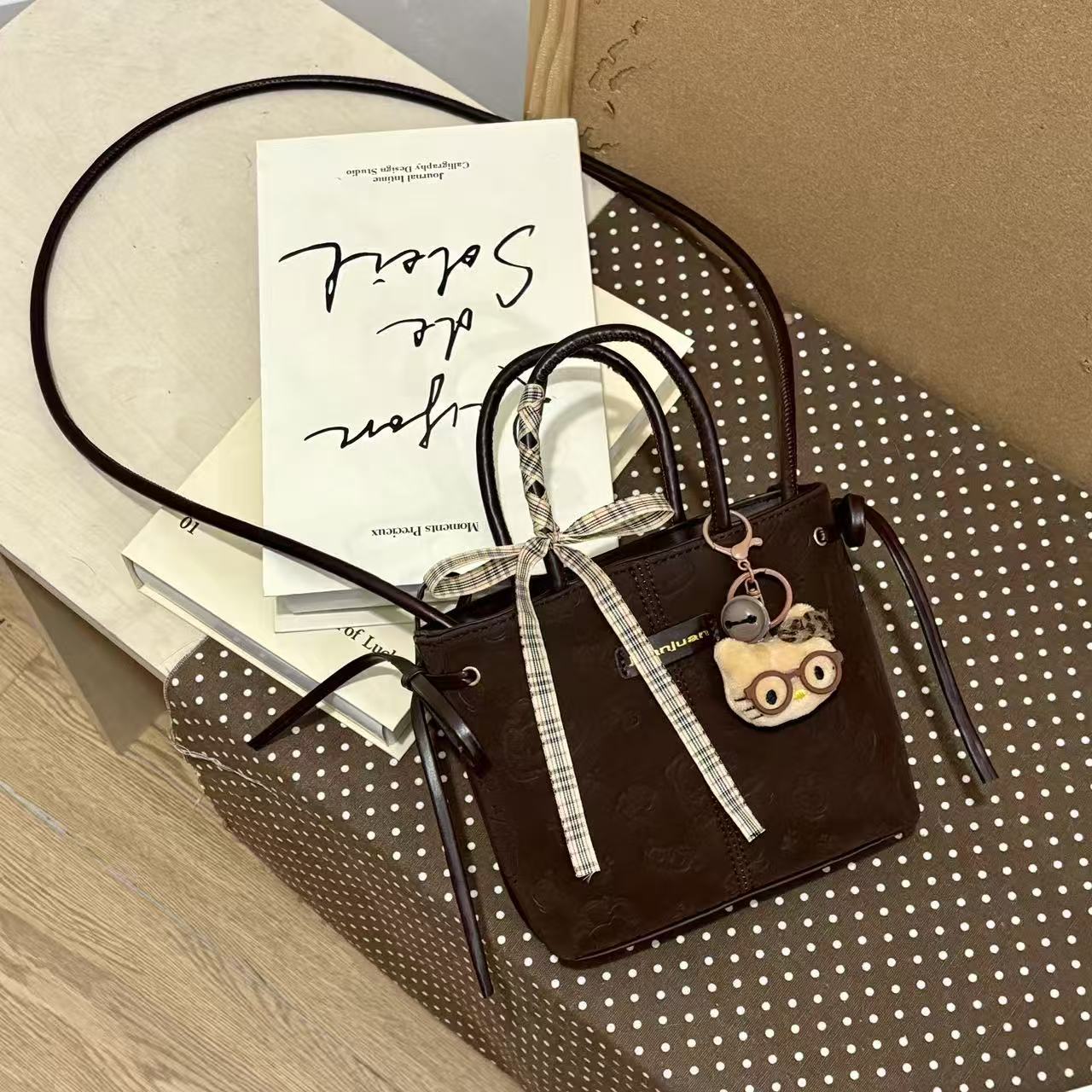 卷卷小众小手提包e239