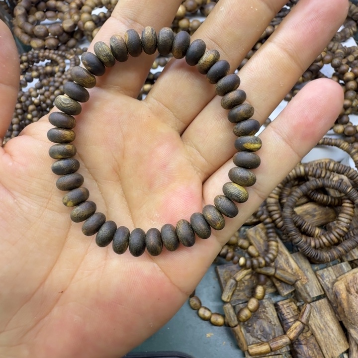 沉香碎屑沉香奇楠沉香油叶子卡0.8单曲沉水算盘珠7.8克