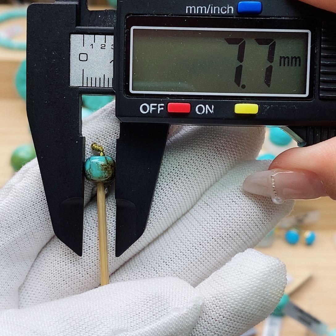 未镶嵌绿松石珠宝奇石看**?