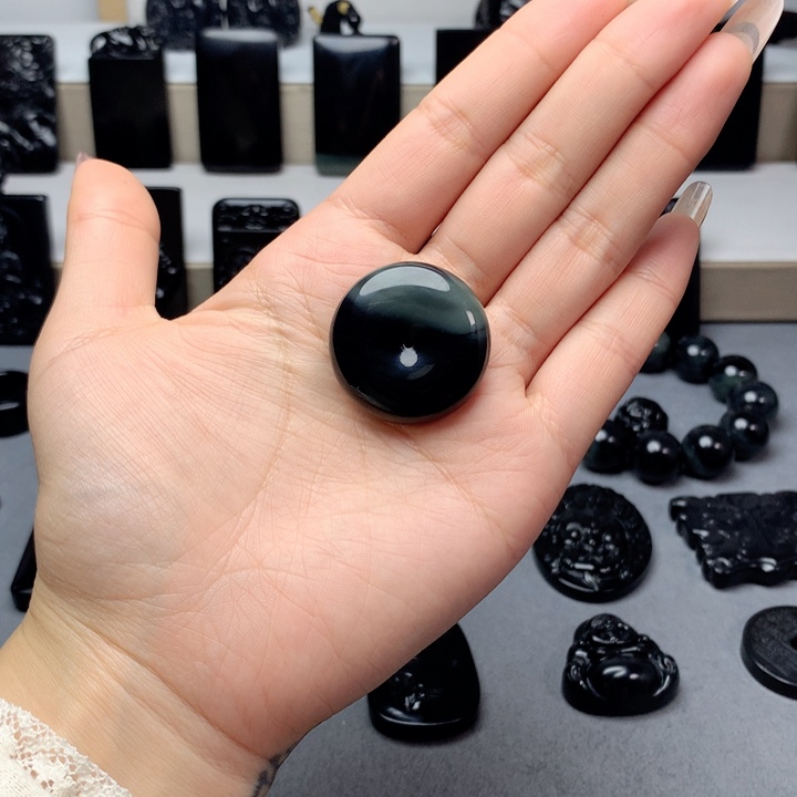 和田玉（墨玉）挂件未镶嵌