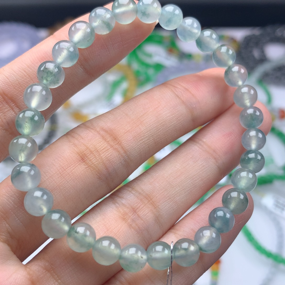 翡翠手链未镶嵌卡
