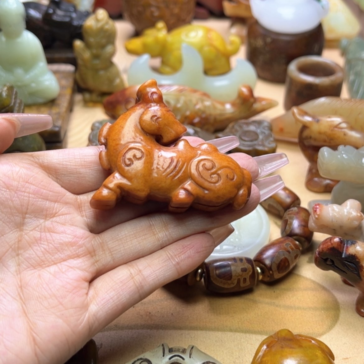 【闪购商品】蛇纹石玉颈饰未镶嵌