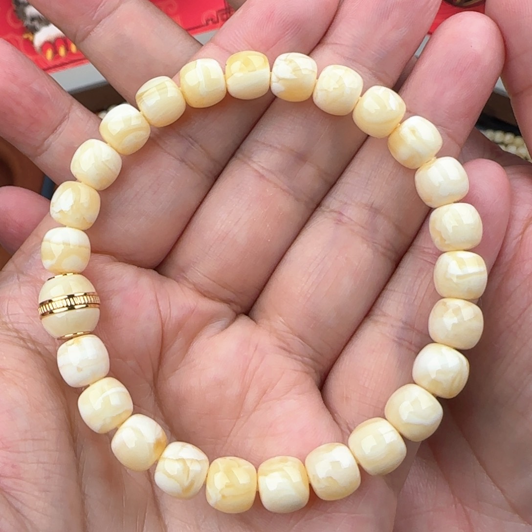 琥珀手链未镶嵌8咪