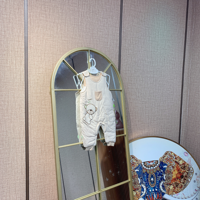 DW158  宝宝夹棉背带裤子