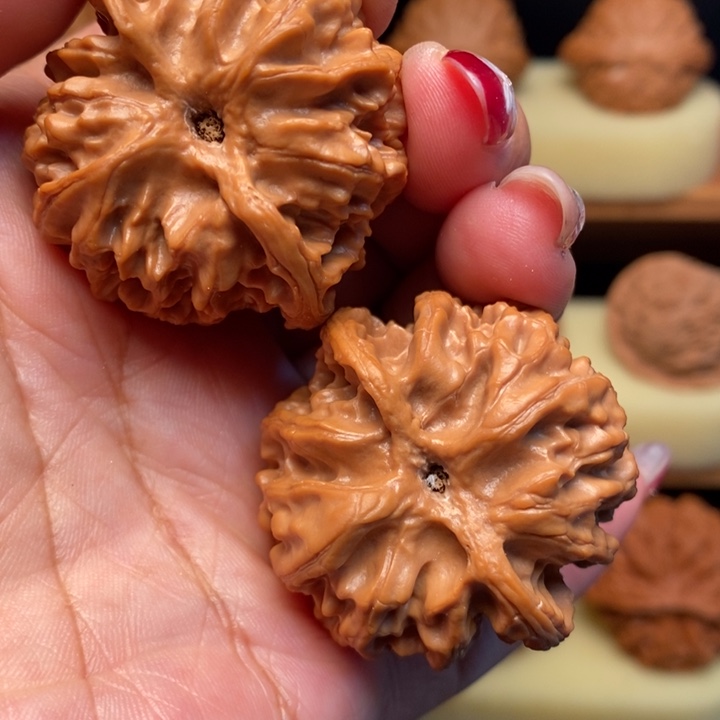 香***手文玩核桃吊坠40全品苹果园