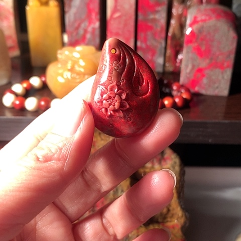 昌化石昌化鸡血石挂件