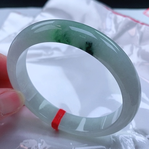 翡翠手镯未镶嵌24 号翡翠手镯