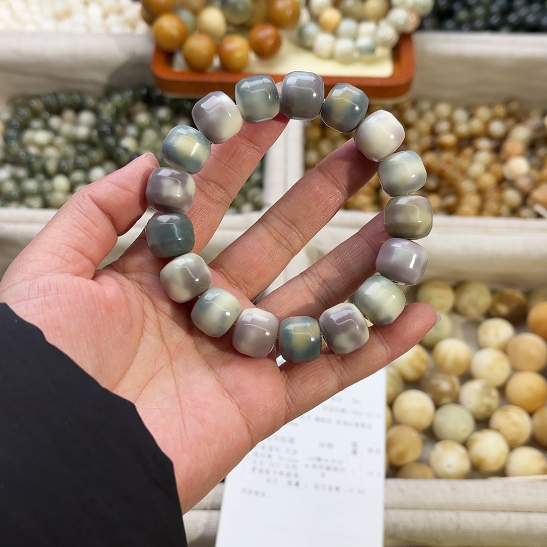 菩提根/象牙果吊坠丿**丶卡14紫蓝色手串