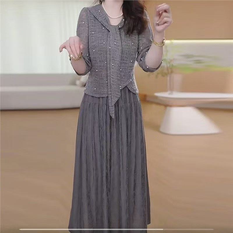 5650#【两件套】早秋新款时尚修身休闲洋气气质显瘦减龄宽松连衣裙