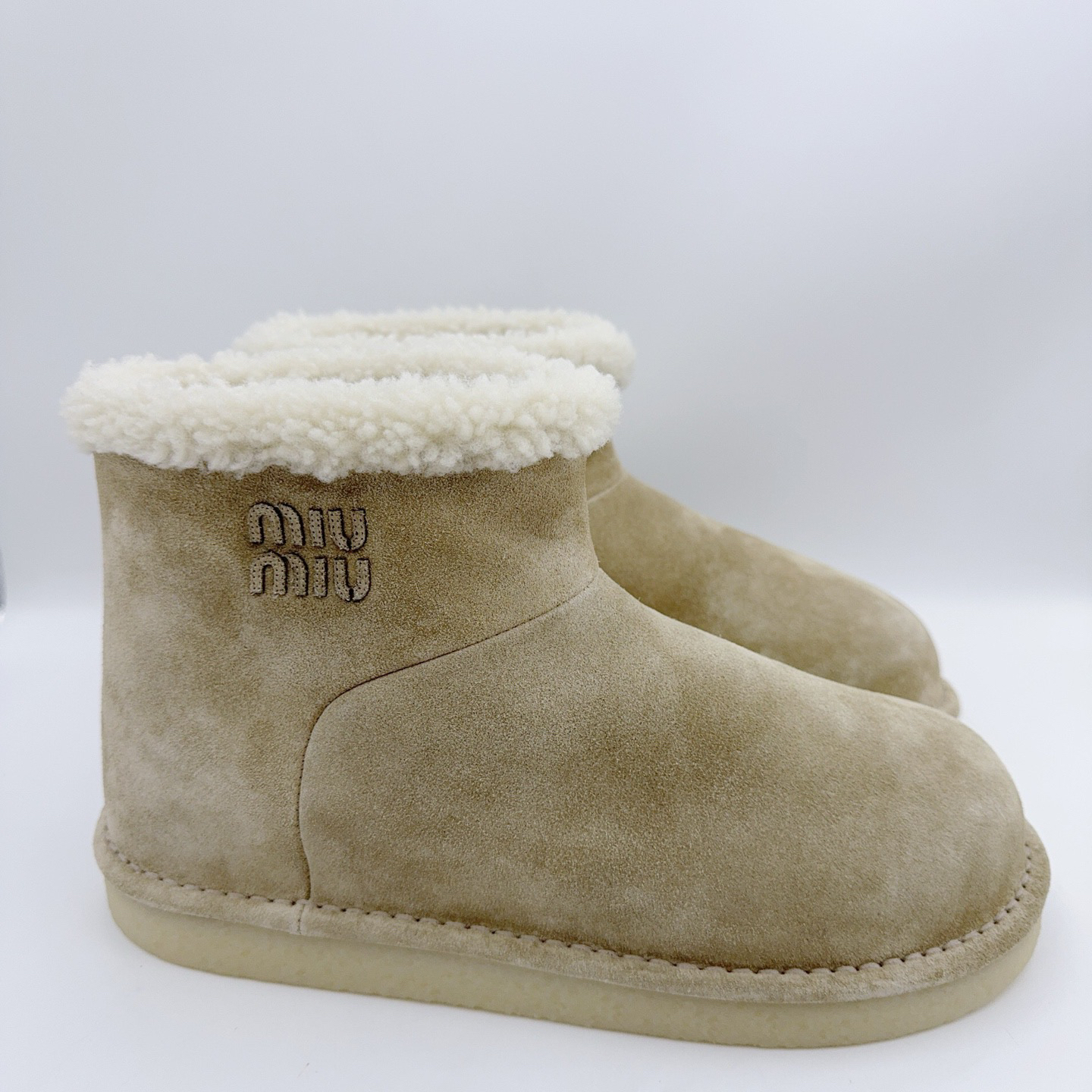 未使用 MIU MIU/缪缪 39码/25年冬季新款泰迪绒短靴/02306
