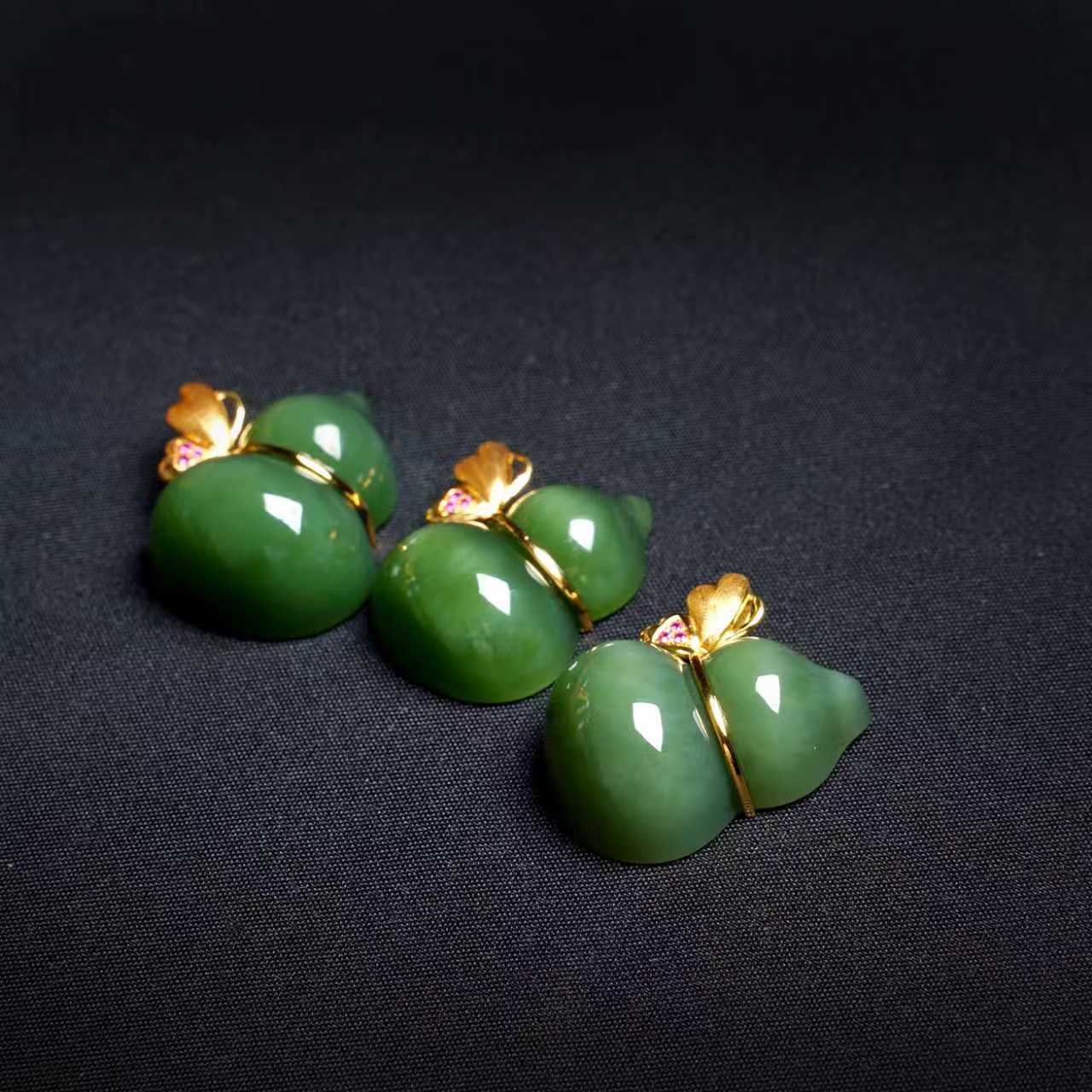 柚子来啦【葫芦吊坠】天然和田玉吊坠碧玉冰底猫眼18K金多样性发一