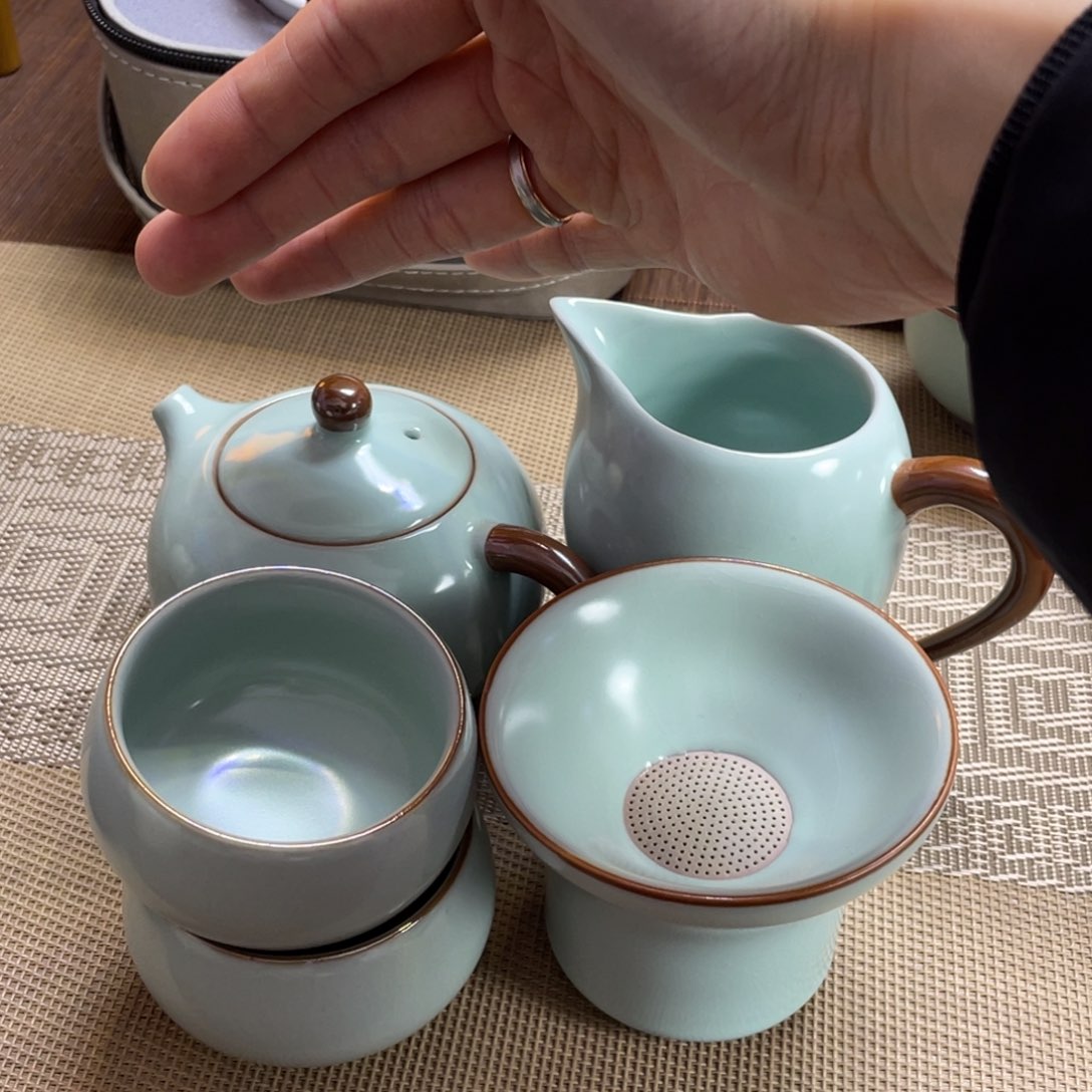 瓷片。。。。。。。。。。。。。。。。。。